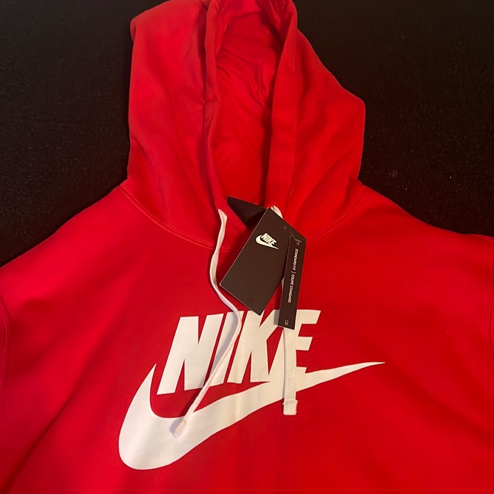 Nike hoodie (brand new) never worn